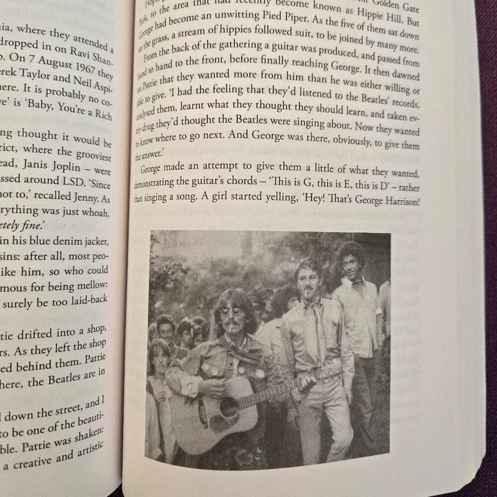 150 Glimpses of the Beatles - softcover - Picture 5 of 6